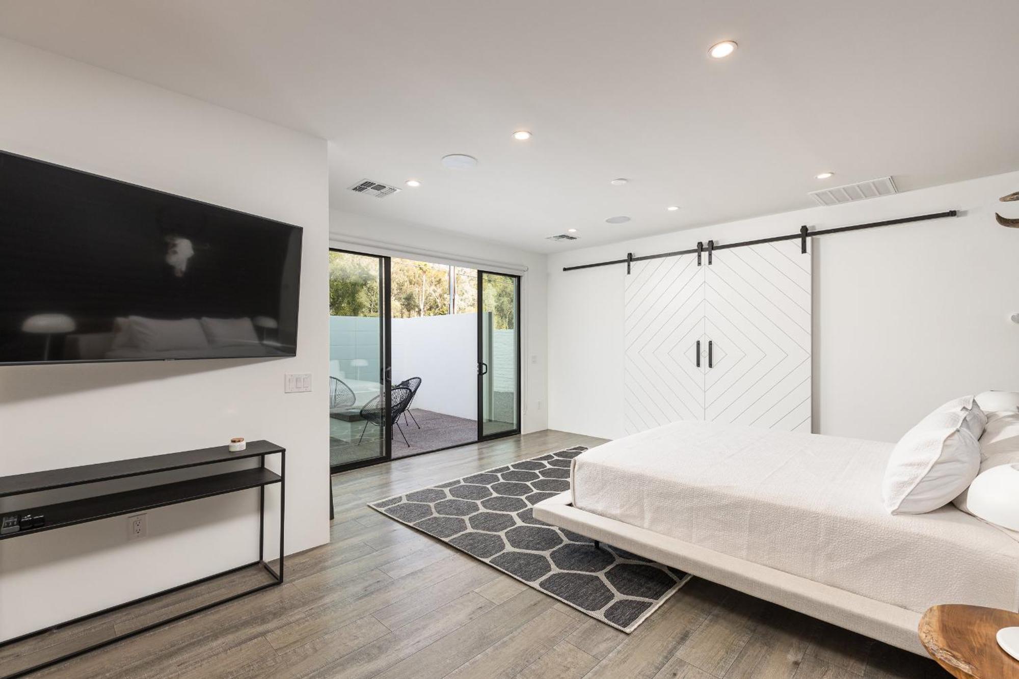 Luxury Micro-Resort, Theater, Sauna, Heated Pool Phoenix Exterior photo